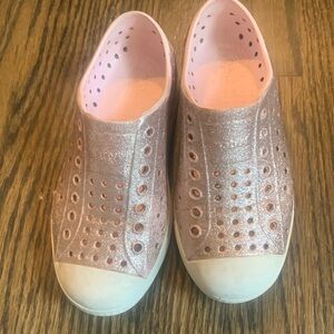 Girls pink sparkly natives size 12